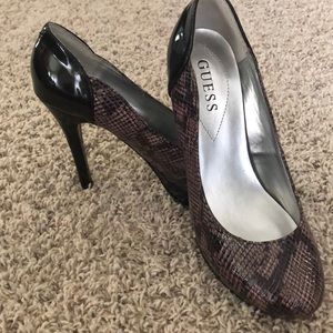 Guess Heels New without box